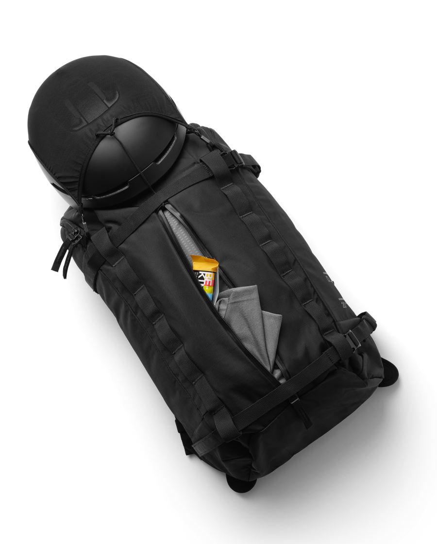 Backcountry Backpack 20L Black Out-2.png