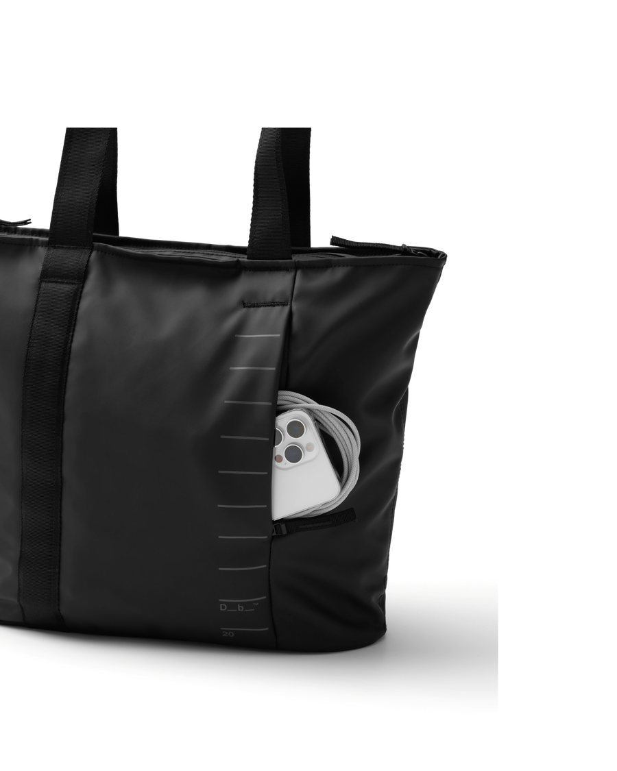 Essential Tote 20L Black Out.png