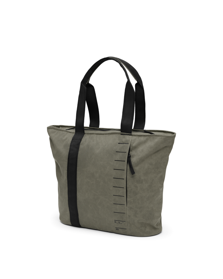 Essential Tote 20L Forest Green_1.png