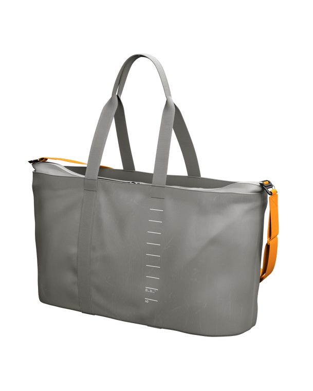 Essential Tote 40L Sand Grey_1.png