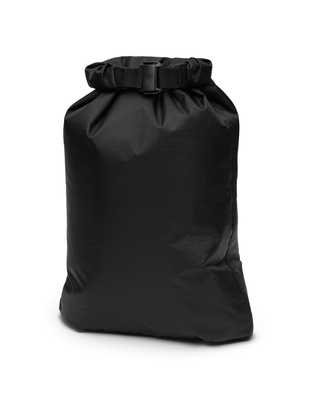 Essential Drybag 8L Black Out