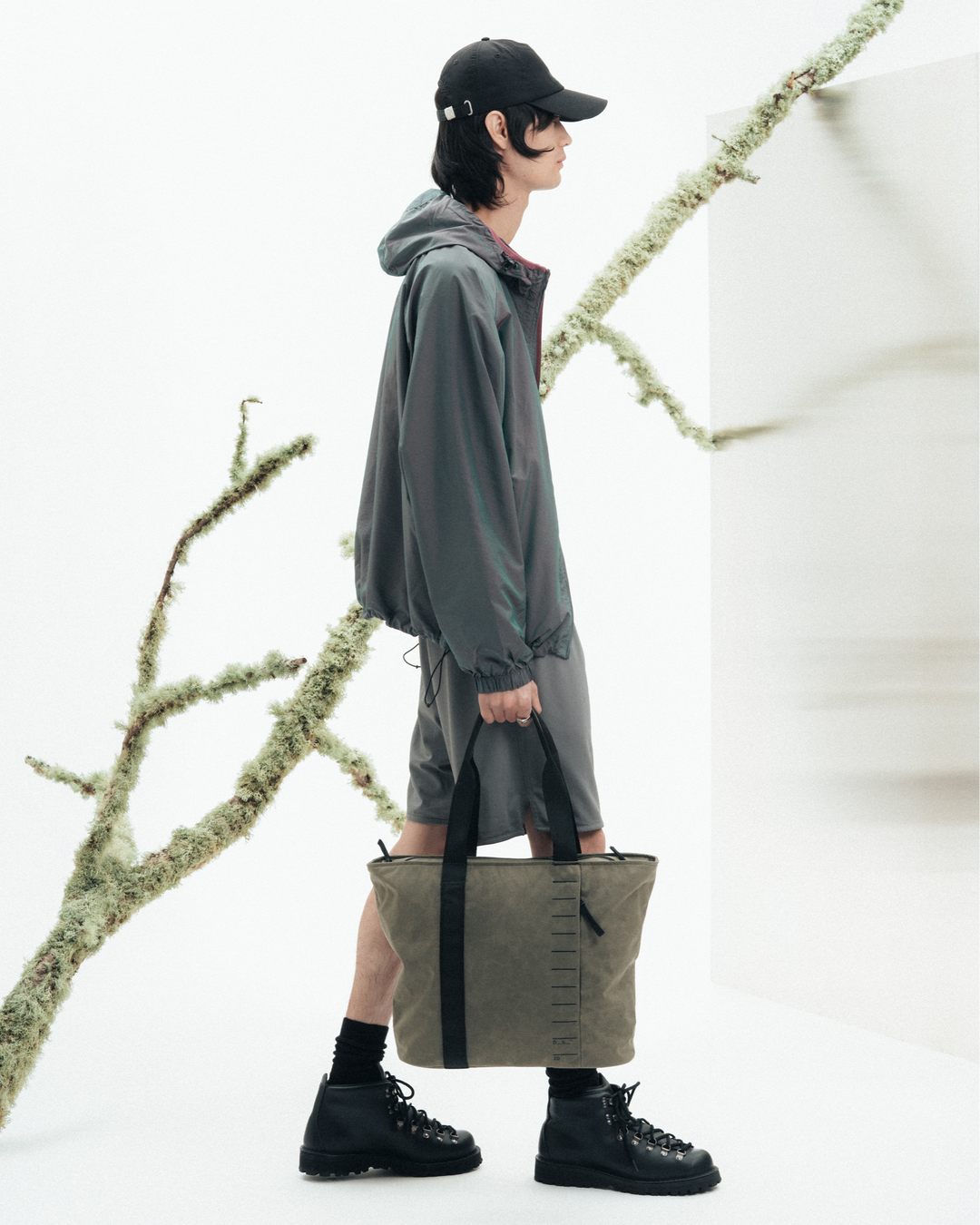 Essential Tote 20L Forest Green