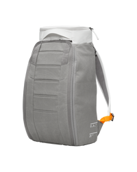 Hugger Backpack 25L Concrete Dice-7.png