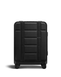 Ramverk Front-access Carry-on Black Out.1.png