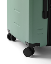 Ramverk Front-access Carry On Green Ray-4.new.png