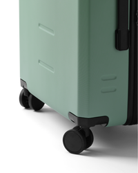 Ramverk Front-access Carry On Green Ray-4.new.png