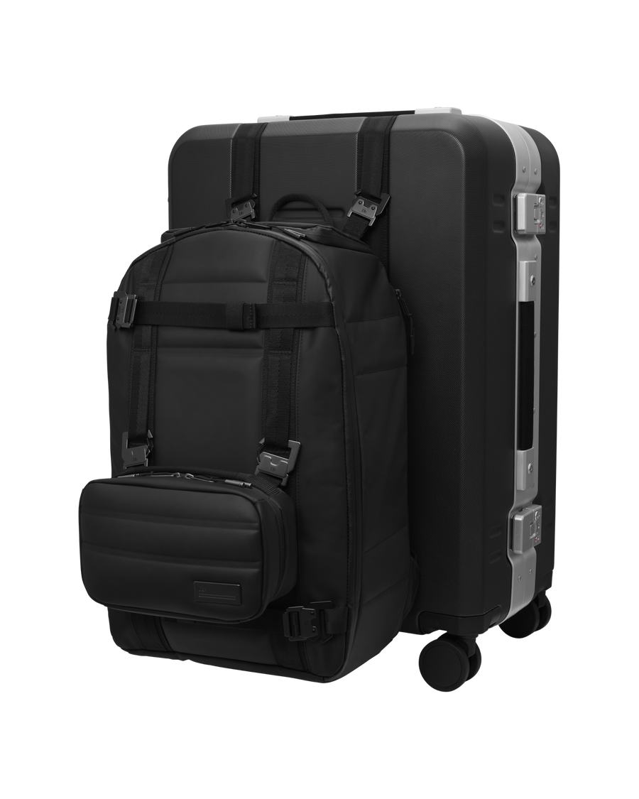 Ramverk Pro Check in luggage medium silver-4.png