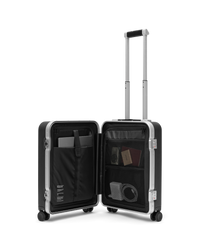 Ramverk Pro Carry-on Black Out