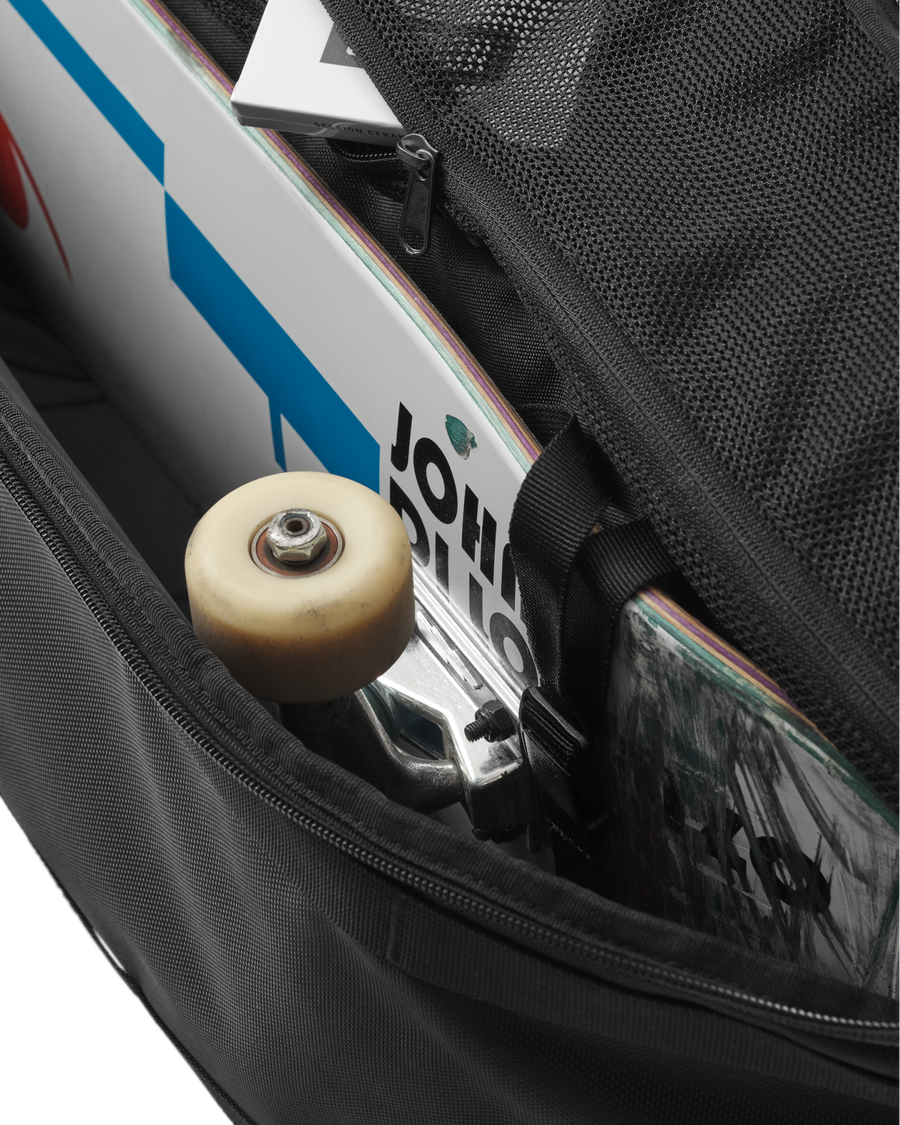 Skate Duffel 65L-4.png