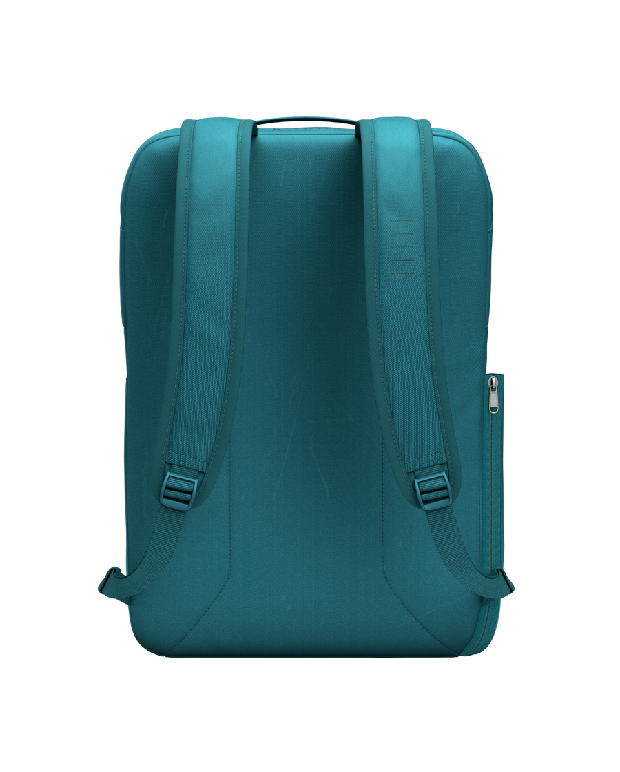 Skate Essential 20L Midnight Teal-1.png