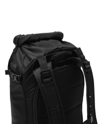 Snow Pro Backpack 32L Beyond Medals_8.png