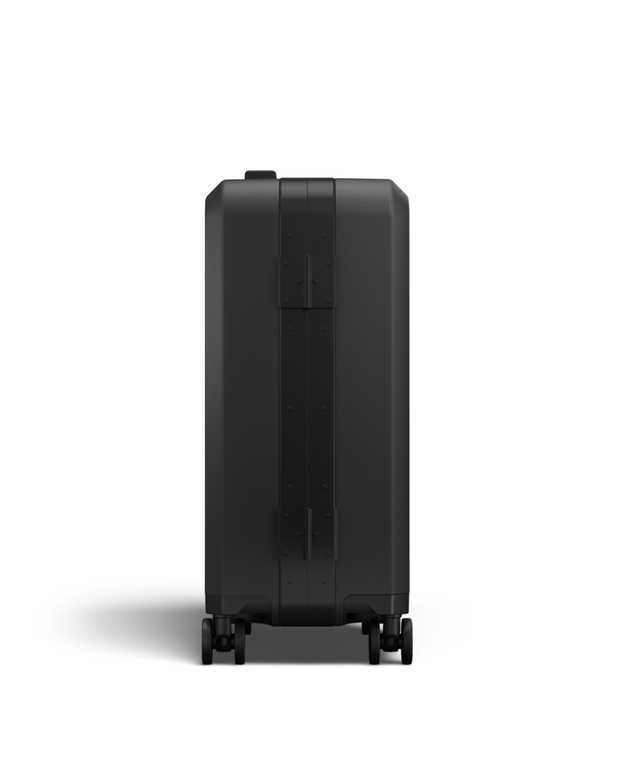 Ramverk Pro  Carry-on Black Out New-4.png