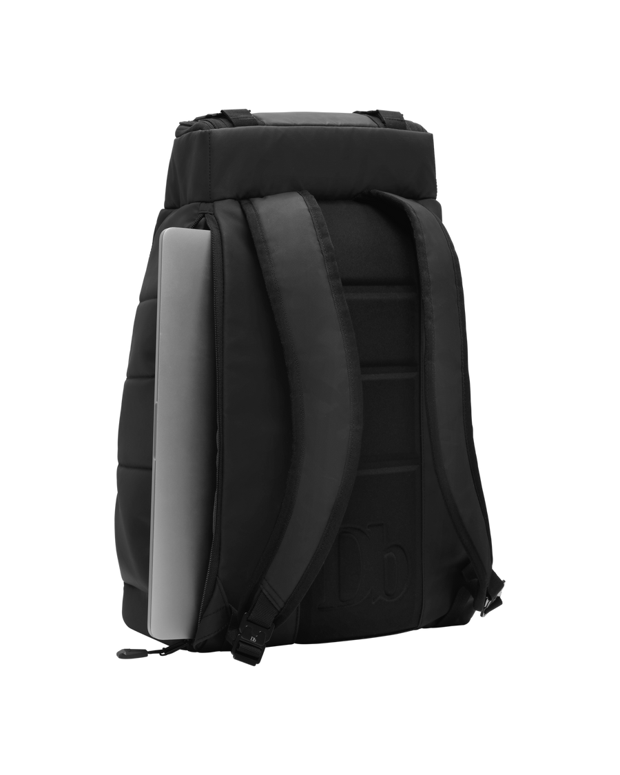 TheStrom25LBackpack-12_1c0ec6c7-56d7-49f9-843b-ef63671618e6.png