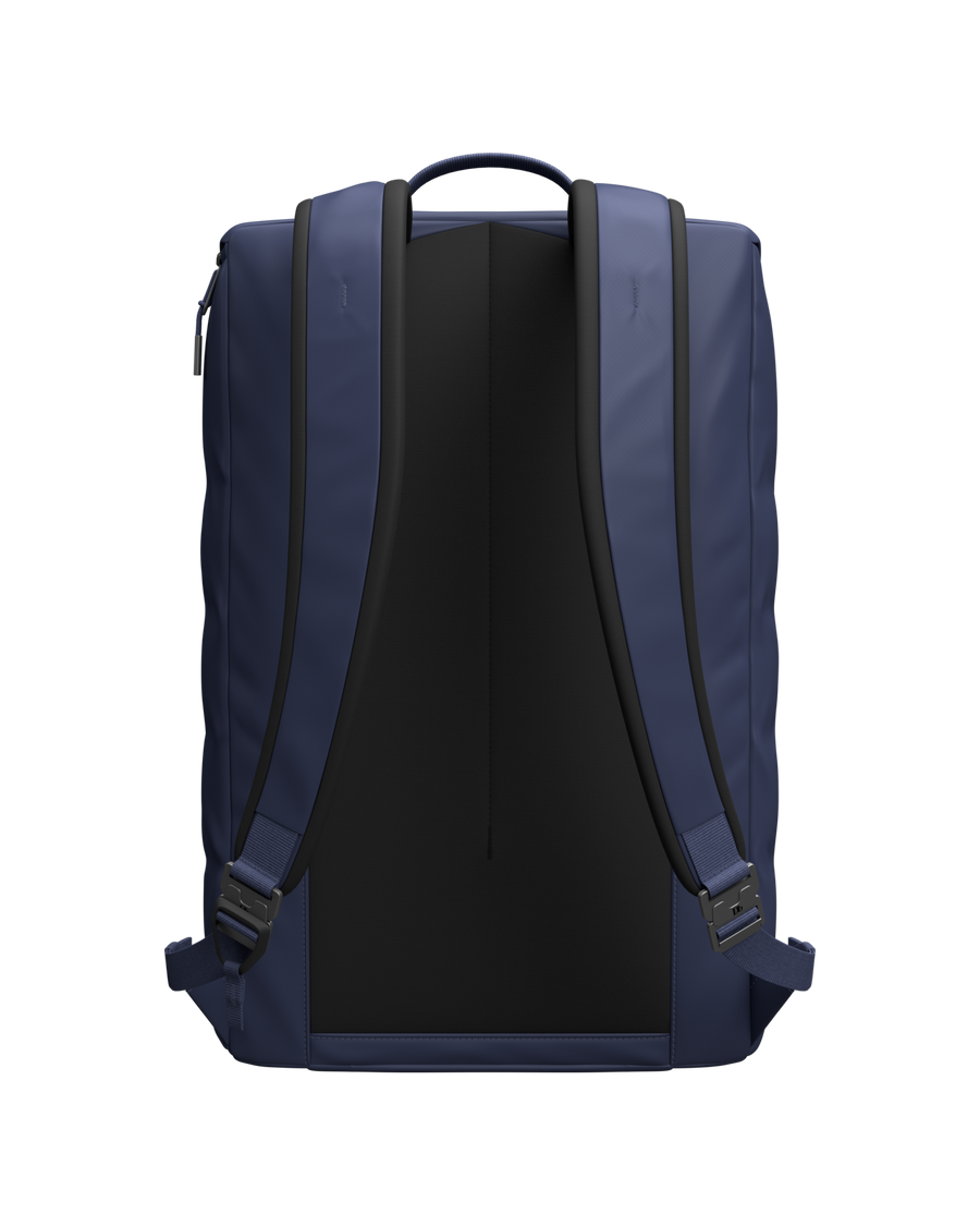 TheVinge15LBackpack-2.png