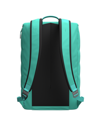 TheVinge15LBackpack-6_88d2cca2-3eda-42d7-b388-a0604011f08c.png